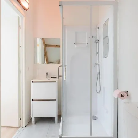 Emplacement Pour Ce Vieux *